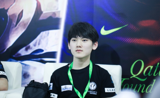 打破内心的魔鬼！JKL的阿希以50,000伤害带领团队进攻， Top Esports 消灭了 Bilibili Gaming 结束了八连败