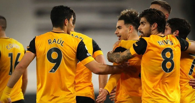 LNG公布新赛季大名单：Doinb担任中单，Lvmao加盟